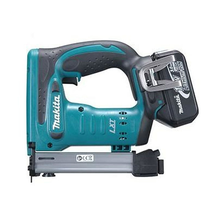 Makita DST221Z Nagler-Tacker mit Akku. Kompaktes Design und ergonomischer Griff.