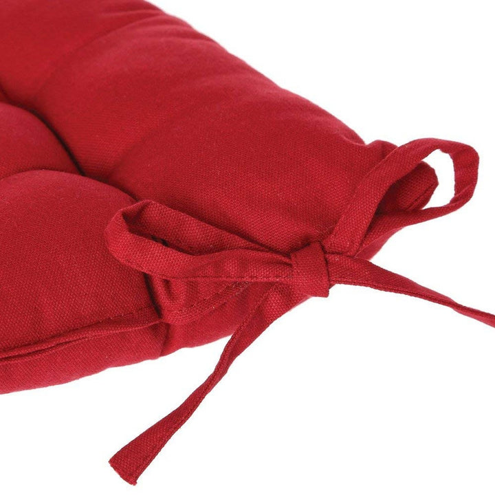 Rotes Stuhlkissen Atmosphera (38x38 cm) mit Bindebändern für bequemen Sitzkomfort.