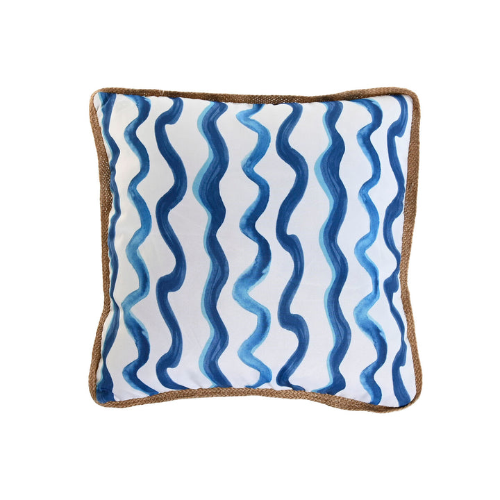 Blau-weißes ESPRIT Home Kissen, 45x45 cm, mit gewelltem Muster und braunem Rand.