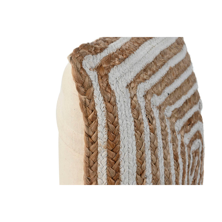 Nahaufnahme: ESPRIT Boho Kissen, 45x45 cm, mit braun-weißen Streifen im Flechtdesign.