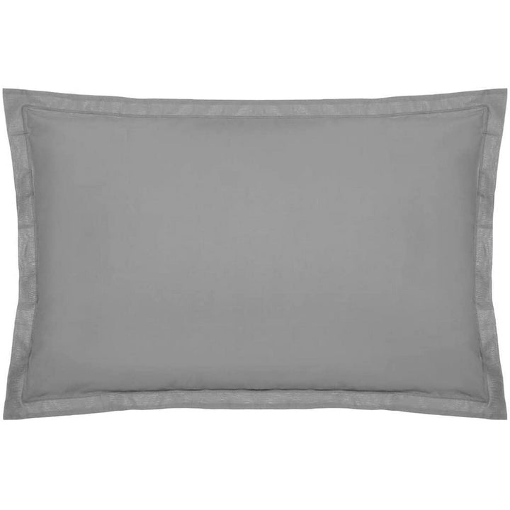 Grauer Atmosphera Kissenbezug (70 x 50 cm) mit Bordüre für Schlafzimmer Deko.