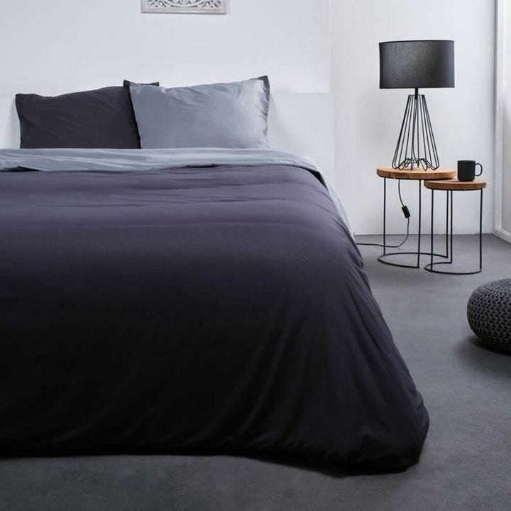 Zweifarbiges TODAY Bettwäsche-Set für Doppelbett in Schwarz und Grau.