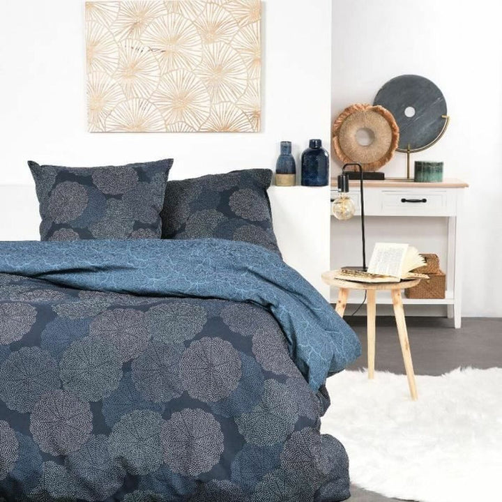 Blauer Bettdeckenbezug mit floralem Muster. TODAY SUNSHINE Bettwäsche für Schlafzimmer.