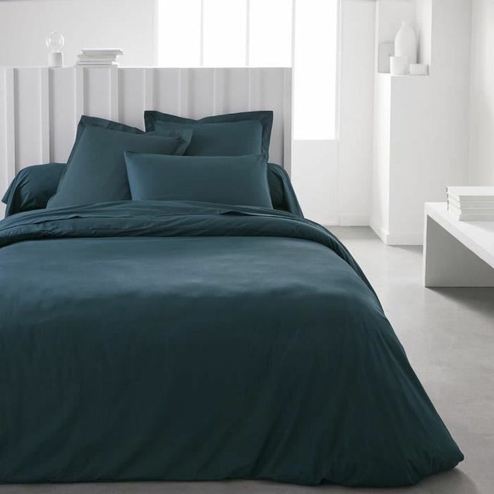 Blau-Türkisgrüner Bettdeckenbezug Essential 240x260 cm. Bettwäsche-Set im Schlafzimmer.