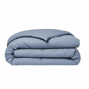 Bettdeckenbezug in Denim Blau: Essential Design und hochwertige Verarbeitung.