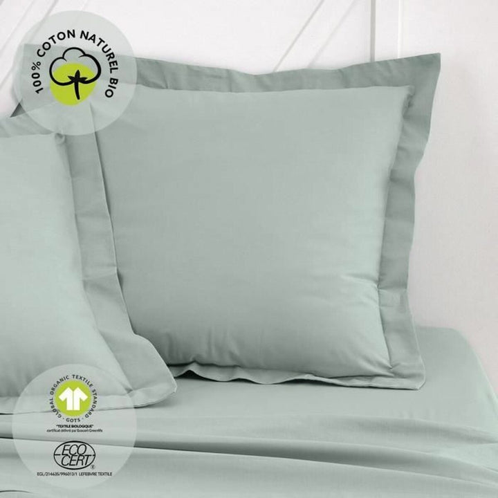 Grüner Kissenbezug 63x63 cm aus Bio Baumwolle mit schlichtem Design.