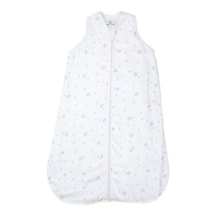 Weißer Schlafsack mit Sternenmuster und Reißverschluss für Babys.