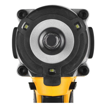 Nahaufnahme des Dewalt DCF923N Schlagschraubers, 18V Akku-Werkzeug mit LED-Leuchte.