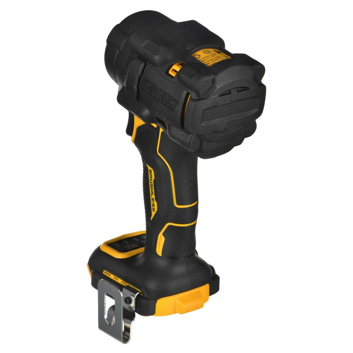 Dewalt DCF923N Schlagschrauber mit bürstenlosem Motor und kompakter Bauform. Ideal für Schraubarbeiten.