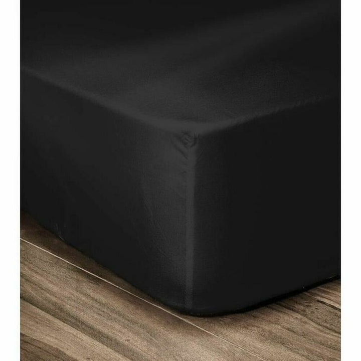 Schwarzes Spannbettlaken für Doppelbett 160x200 cm mit glatter Oberfläche.