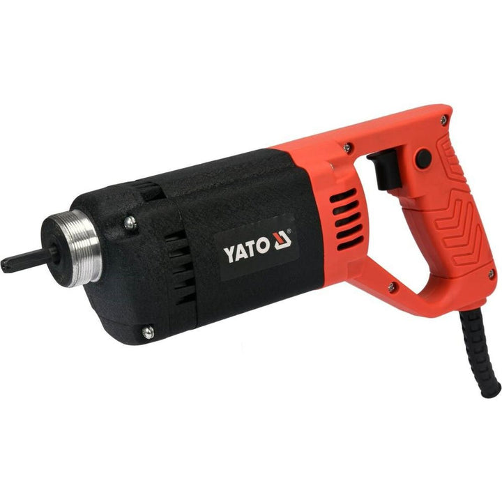 Roter Yato YT-82600 Betonmischer. Leistungsstarkes Werkzeug zum Mischen von Beton mit 1200 W.