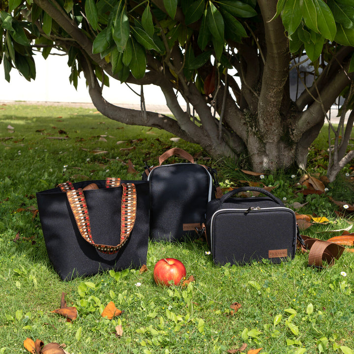Drei schwarze Quid Dynamic Lunchboxen für Küche und Home Storage - homely Family Shop