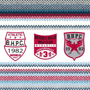 Bettdeckenbezug von Beverly Hills Polo Club mit bunten Strickmuster und Logos.