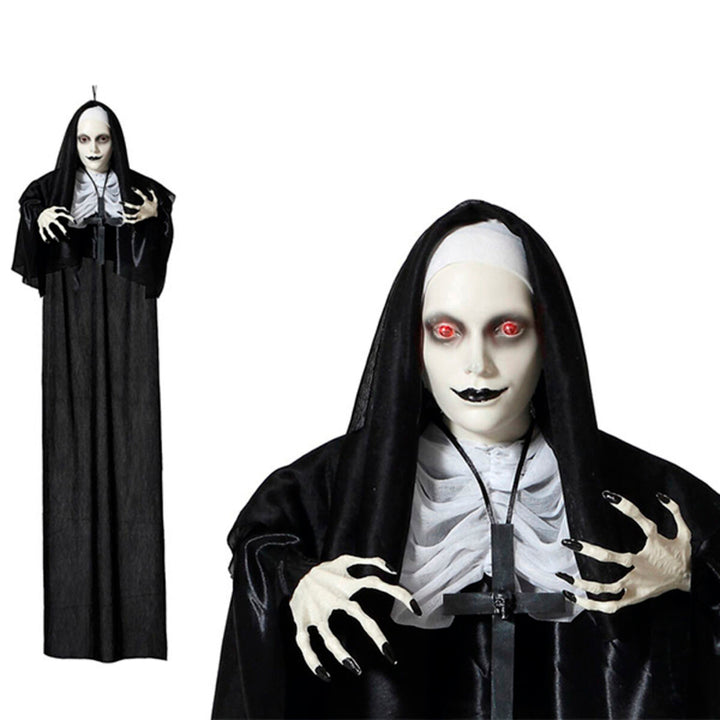 Gruselige Nonne Halloween Dekoration mit roten Augen und Skeletthänden für unheimliche Effekte.