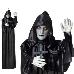 Gruselige Halloween-Dekoration: Schwarzer Sensenmann mit Kapuze, roten Augen und Kreuz.