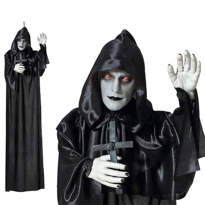 Gruselige Halloween-Dekoration: Schwarzer Sensenmann mit Kapuze, roten Augen und Kreuz.