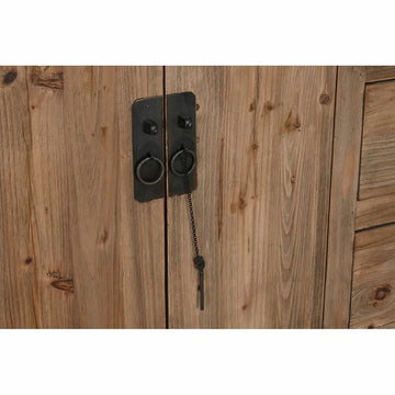 Detail Anrichte aus Holz mit Metallgriffen und Schlüssel - homely Family Shop