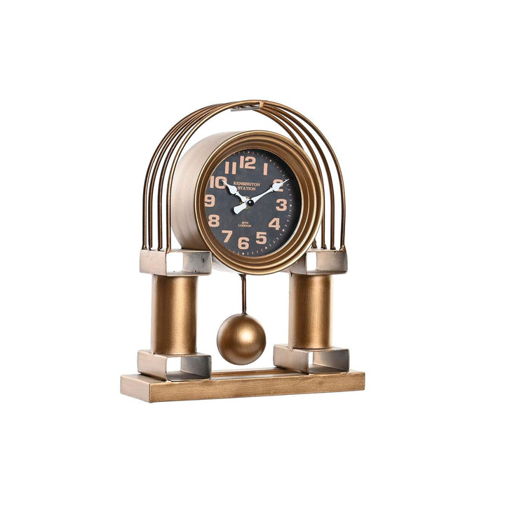 Schwarze Kristall Uhr mit goldenem Eisenrahmen. Traditionelles Design mit Pendel für luxuriöse Akzente.