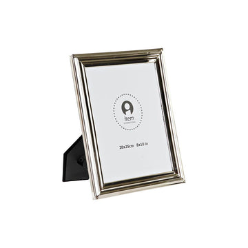 Silberfarbener Fotorahmen aus Metall im traditionellen Design, 25 x 2 x 30 cm.