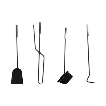 Schwarzes Kaminbesteck aus Edelstahl, 4-teilig: Schaufel, Zange, Bürste und Schürhaken.