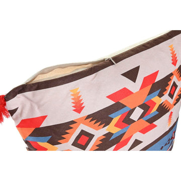 Buntes DKD Home Decor Kissen mit Ikat Muster und Reißverschluss Detail.