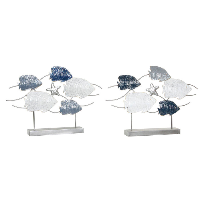 Deko-Figuren mit Spiralen: Grau, blaue und weiße Fische mit Seestern auf Metallständer.