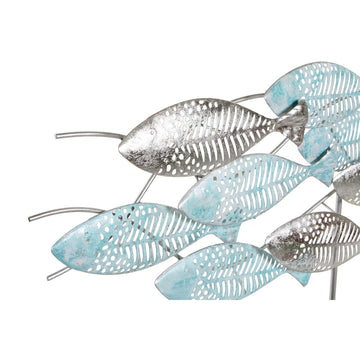 Silberblaue Deko-Figur im mediterranen Stil. Metallische Fische mit Spiralen.