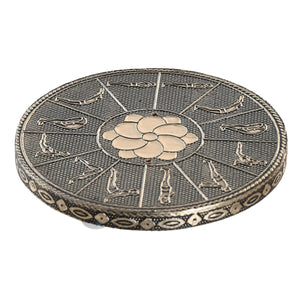 Bronze Weihrauch Halterung mit Blumenmuster und Indianer Motiven aus Holz und Aluminium.