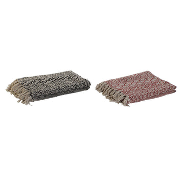 Bunte Esprit Home Bettdecken mit geometrischem Muster und Fransen.