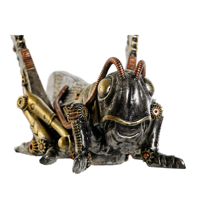 Graue Deko-Figur in Heuschreckenform. Bunte Steampunk Details und mechanische Elemente.