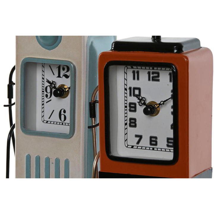 Bunte ESPRIT Tischuhr im Vintage-Design. Metall Uhr im Stil einer alten Zapfsäule.