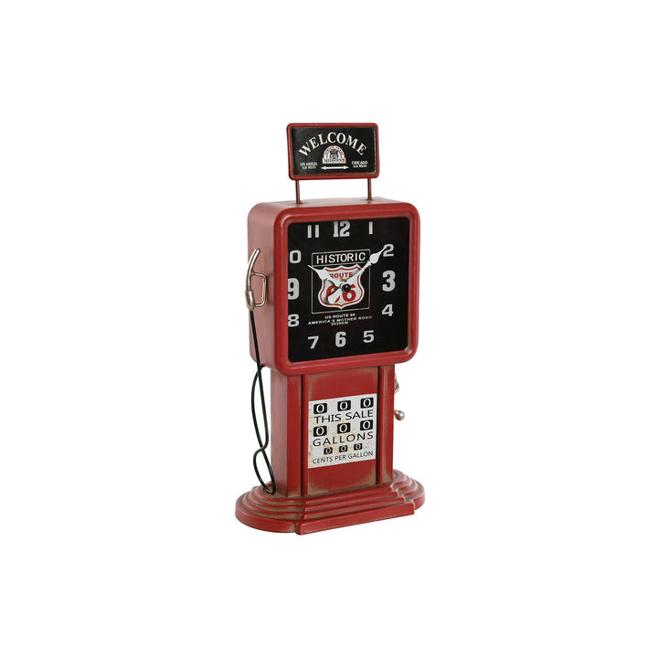 Rote Metall Gasolinera Uhr im ESPRIT Home Design mit Route 66 und Vintage-Look.