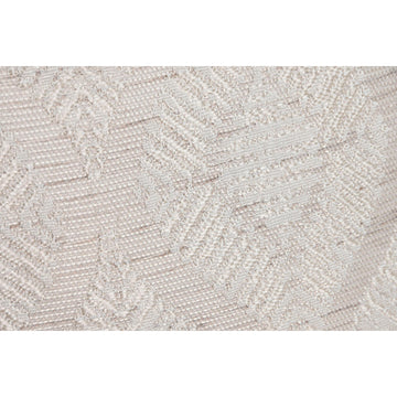 Beige ESPRIT Home Kissen mit geometrischem Muster und Textur.