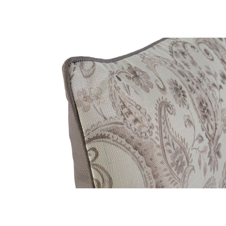 Gedrucktes Home Kissen mit Paisleymuster und Paspelierung.