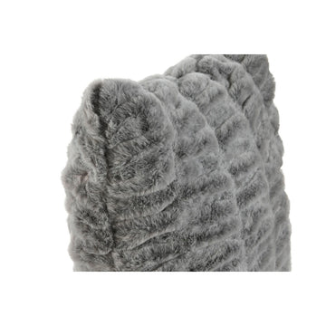 Nahaufnahme: Hellgraues Esprit Home Kissen mit weicher Textur.