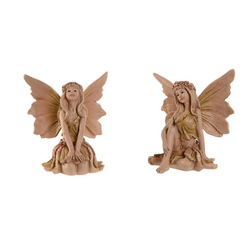 Zwei Deko-Figuren von Esprit Home. Feenfiguren mit Flügeln und Blumenkränzen.