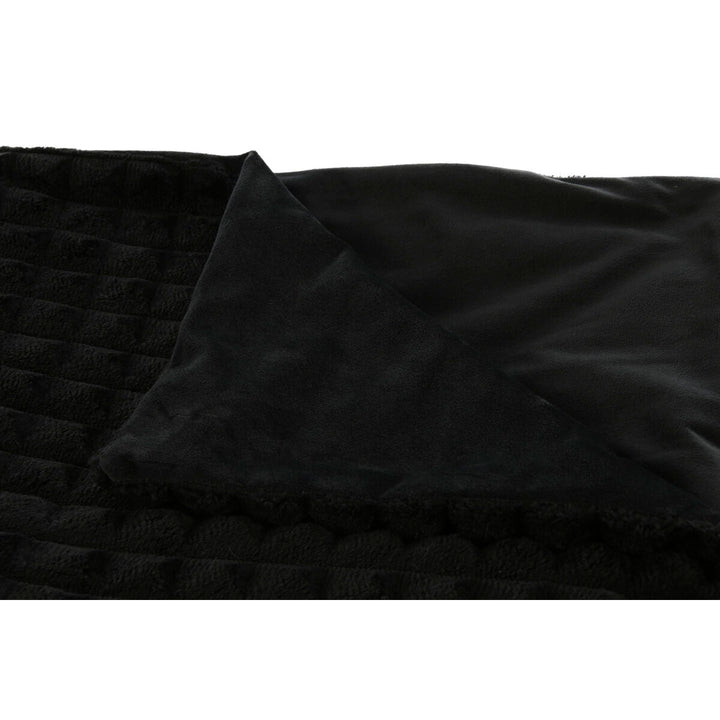 Schwarze Esprit Home Decke mit Textur und weichem Stoff.