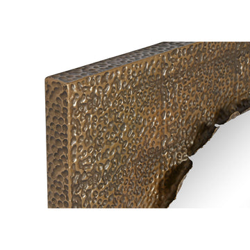 Detailansicht goldener Home ESPRIT Wandspiegel mit Textur - homely Family Shop
