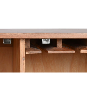 Detailaufnahme: Braune Anrichte mit Holzregalen - homely Family Shop