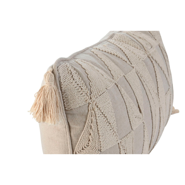 Beige Home Kissen im Boho-Stil mit Quasten und geometrischem Muster.