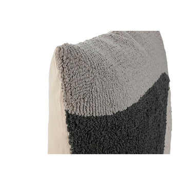 Nahaufnahme: Graues und schwarzes Kissen Home ESPRIT mit geometrischen Mustern.