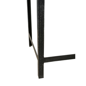 Detailaufnahme Tischbeine aus Metall für Home ESPRIT Tische - homely Family Shop