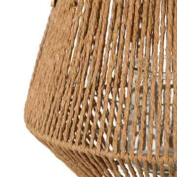 Detailaufnahme Laterne mit Naturfaser-Design. Kerzenschale für gemütliche Beleuchtung.