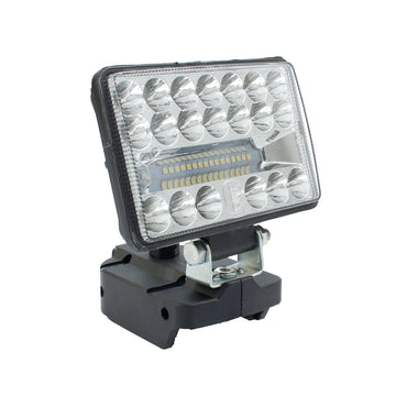 Schwarze LED Arbeitsleuchte mit Montagebügel. Helle Lichtleistung für Baustellen und Werkstätten.
