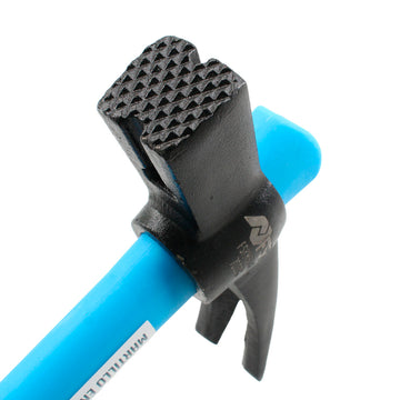 Ferrestock Hammer: Schwarzer Hammerkopf mit blauem Griff. Werkzeug zum Einschlagen.