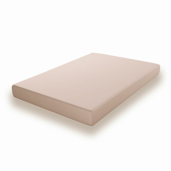 Nudefarbenes Spannbetttuch für Doppelmatratze. Happy Home Textil für erholsamen Schlaf.