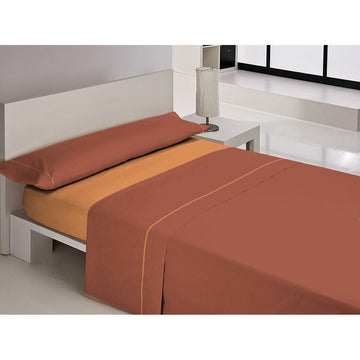 Orangefarbenes Bettwäsche-Set King Size mit Paspeldetails.