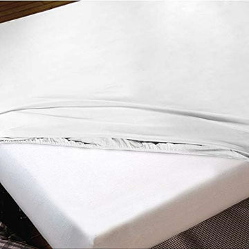 Weißes Spannbetttuch Hosteline IRIS Double Size mit elastischen Kanten für Matratzen.