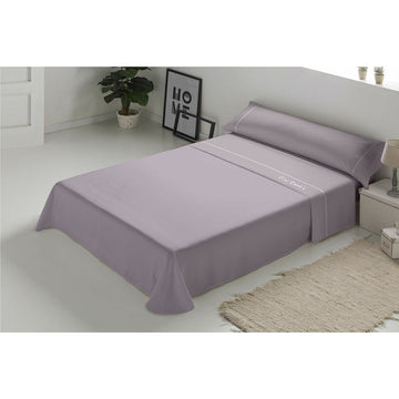 Violettes Pierre Cardin Bettwäsche-Set für Einzelmatratze mit weißem Akzent.