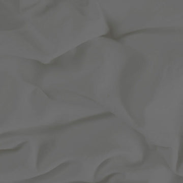 Nahaufnahme eines hellgrauen Einzelmatratze Spannbettlakens mit weicher Textur.